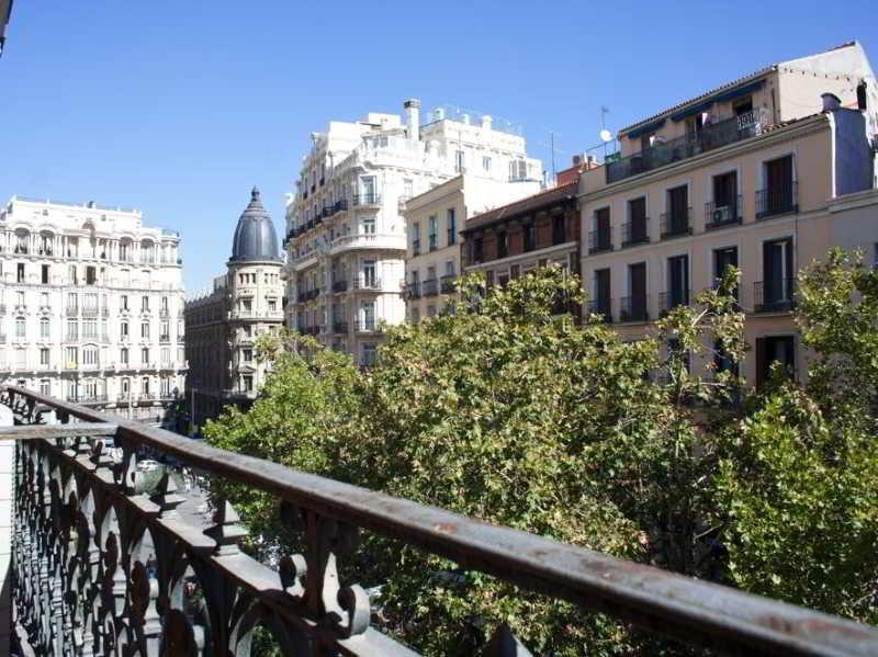Gran Via Sol Apartamentos Madrid Exterior foto