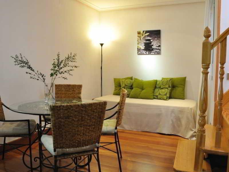 Gran Via Sol Apartamentos Madrid Exterior foto