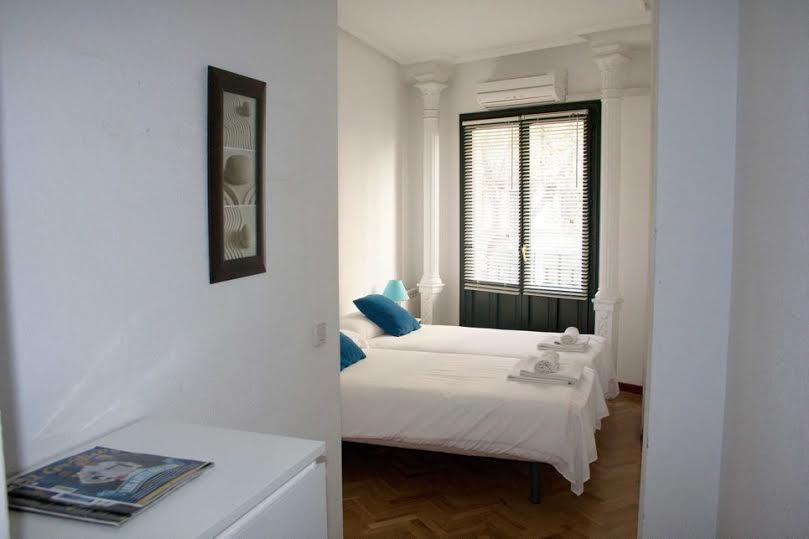 Gran Via Sol Apartamentos Madrid Habitación foto